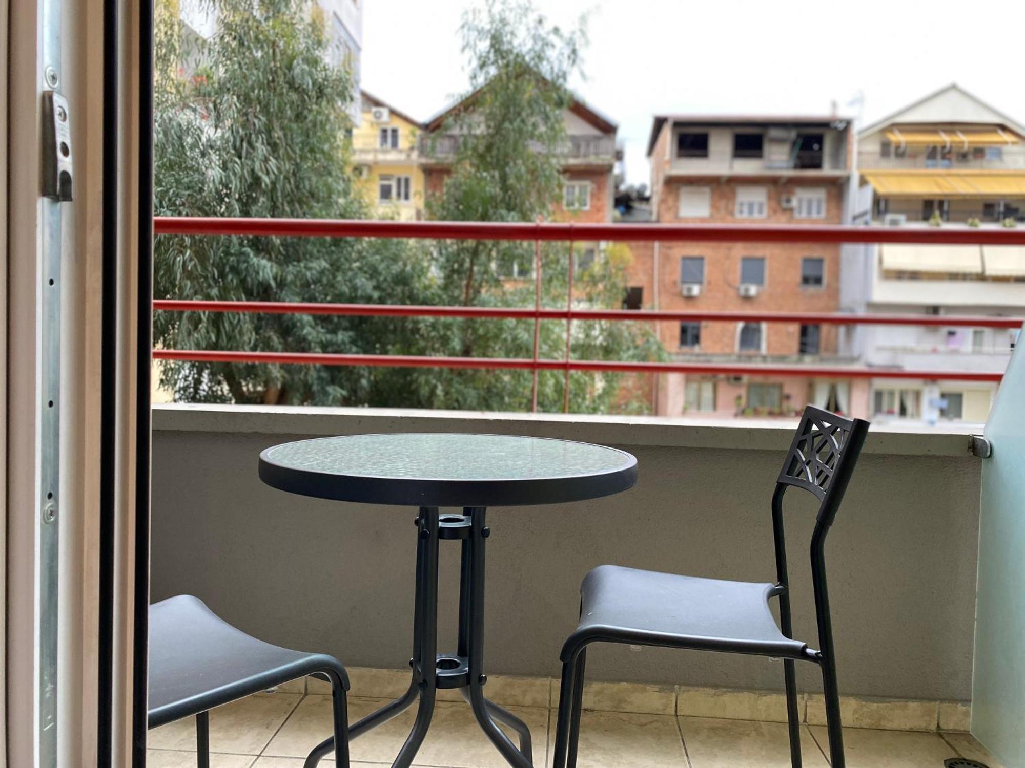 Retreat Apartments Τίρανα Εξωτερικό φωτογραφία