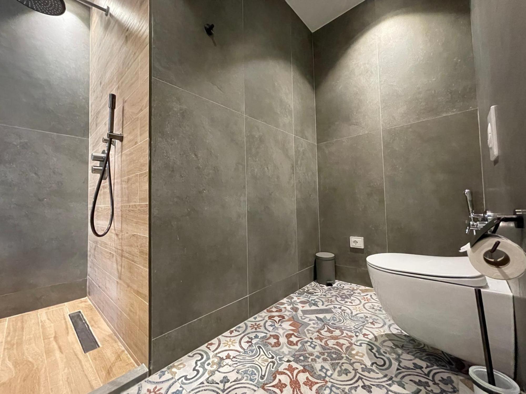 Retreat Apartments Τίρανα Εξωτερικό φωτογραφία