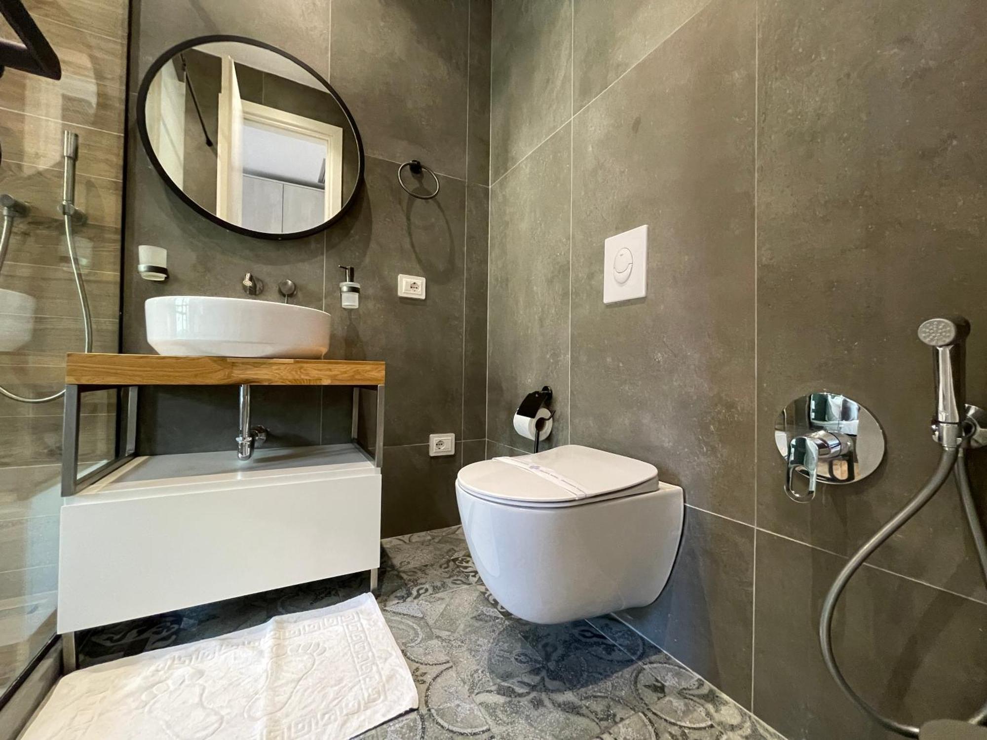 Retreat Apartments Τίρανα Εξωτερικό φωτογραφία