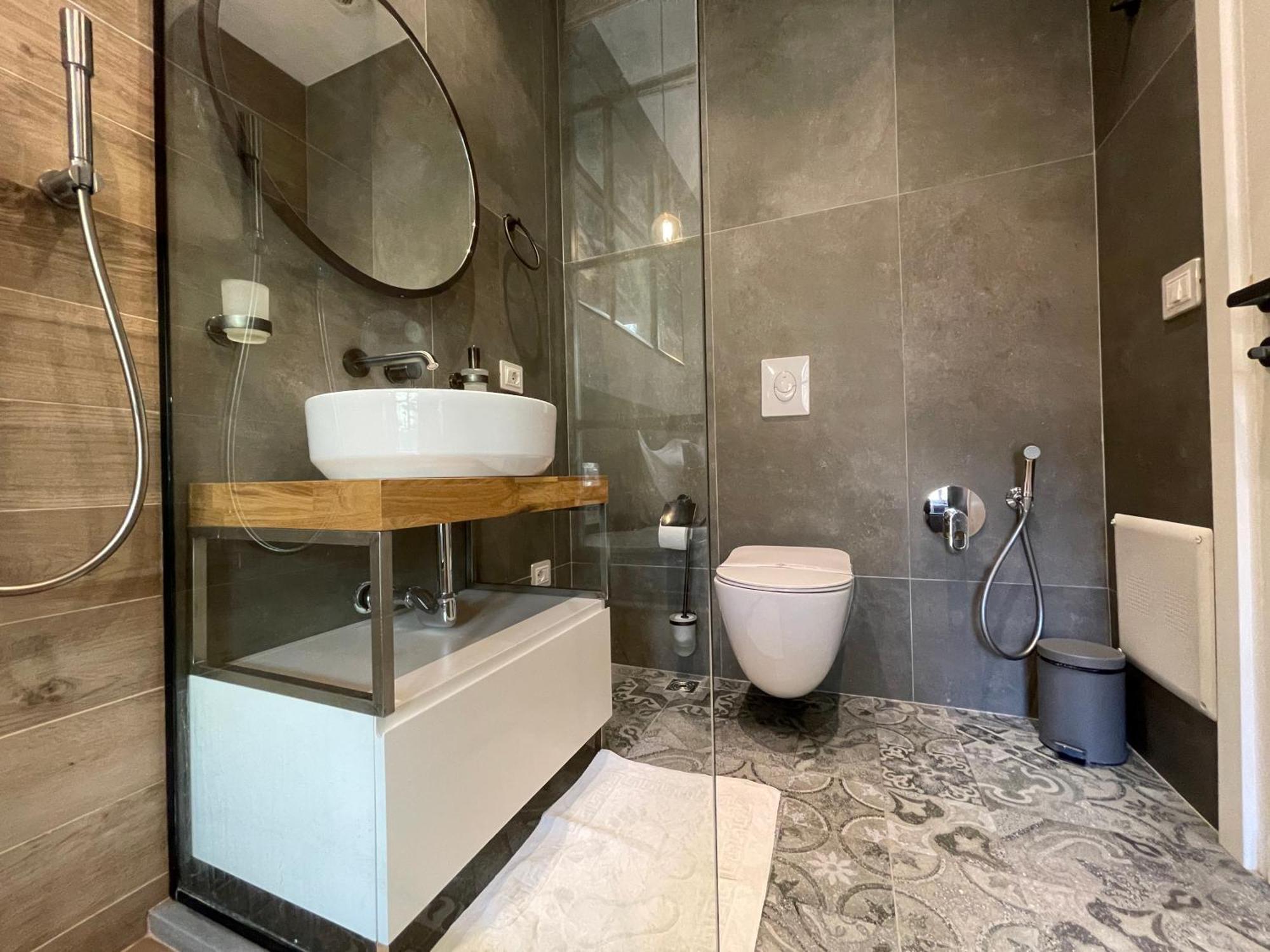 Retreat Apartments Τίρανα Εξωτερικό φωτογραφία